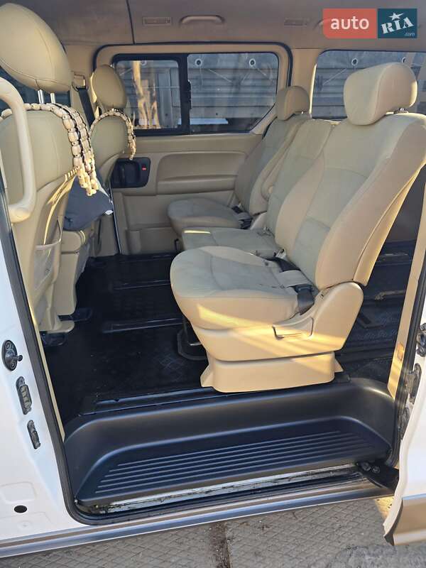 Минивэн Hyundai H-1 2012 в Одессе фото 25 Минивэн Hyundai H-1 2012 в Одессе