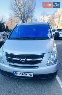 Мінівен Hyundai H-1 2008 в Одесі