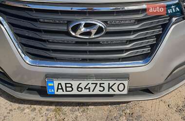 Минивэн Hyundai H-1 2019 в 