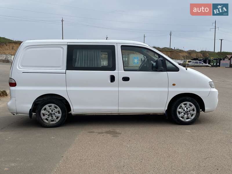 Минивэн Hyundai H-1 2006 в Одессе