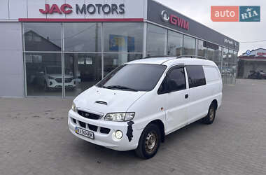 Грузовой фургон Hyundai H-1 2004 в 