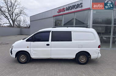 Грузовой фургон Hyundai H-1 2004 в 