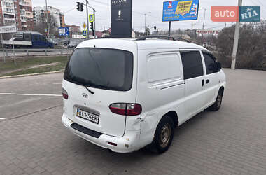Грузовой фургон Hyundai H-1 2004 в 