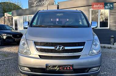 Минивэн Hyundai H-1 2012 в 