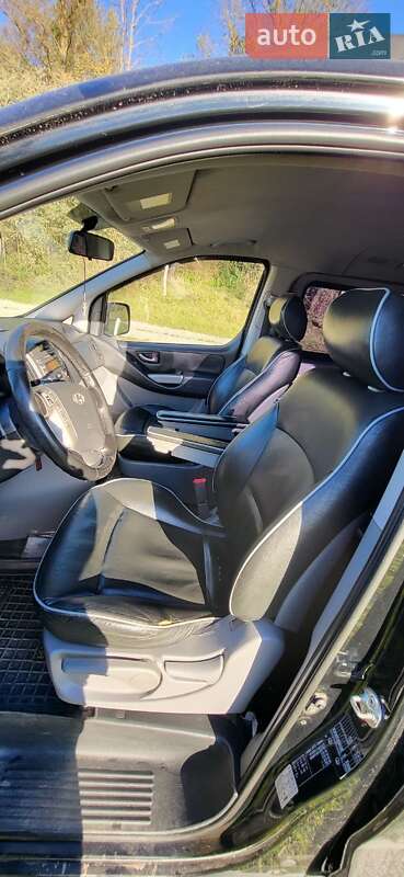 Мінівен Hyundai H-1 2011 в Дунаївцях