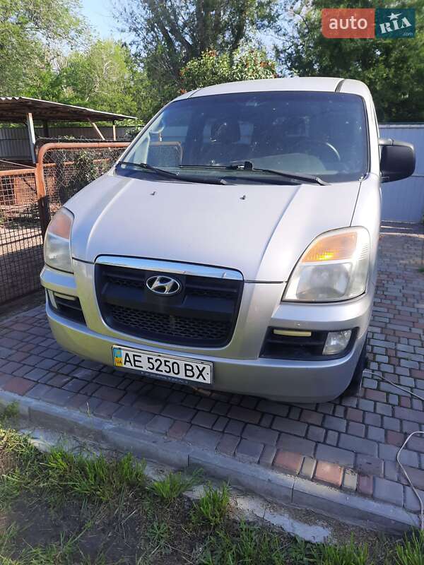 Минивэн Hyundai H-1 2005 в Днепре