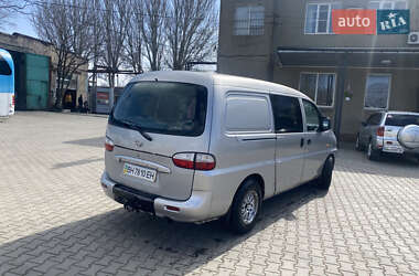 Грузовой фургон Hyundai H-1 2006 в 
