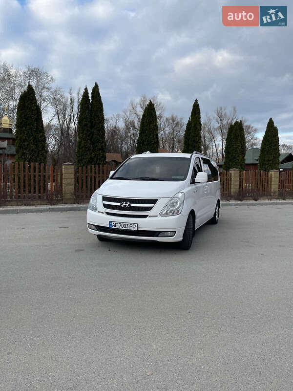 Мінівен Hyundai H-1 2008 в Дніпрі