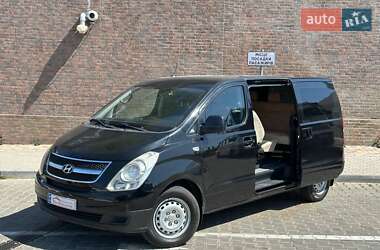 Минивэн Hyundai H-1 2011 в 