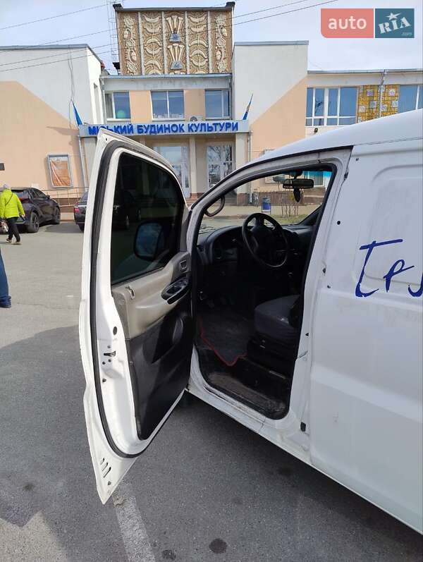 Грузовой фургон Hyundai H-1 2005 в Борисполе