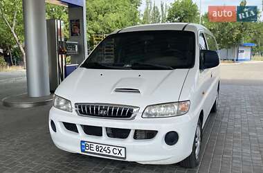 Минивэн Hyundai H-1 2007 в 