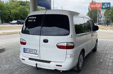 Минивэн Hyundai H-1 2007 в 