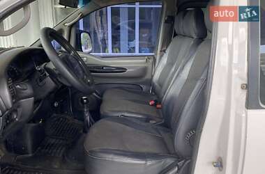 Минивэн Hyundai H-1 2007 в 