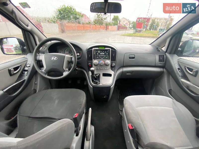 Минивэн Hyundai H-1 2010 в Василькове