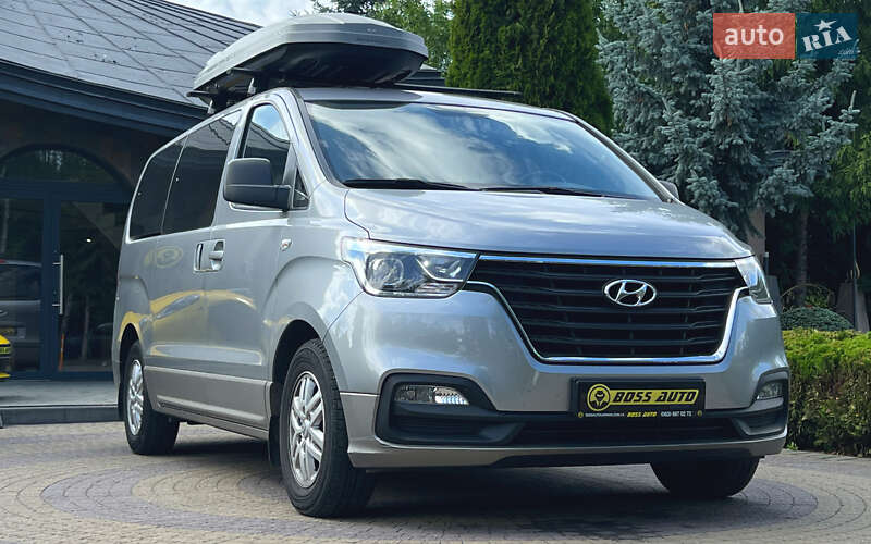 Hyundai H-1 2020