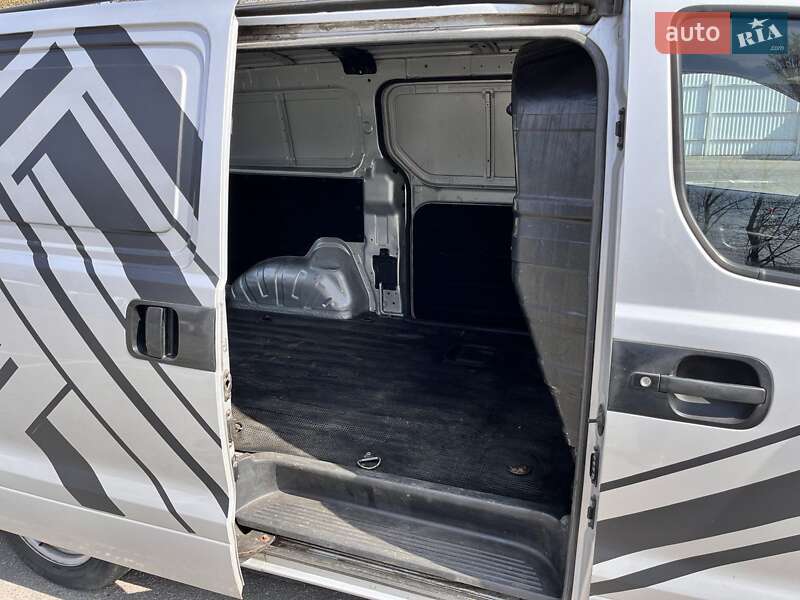Вантажний фургон Hyundai H-1 2008 в Кременчуці