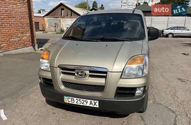 Минивэн Hyundai H-1 2005 в 