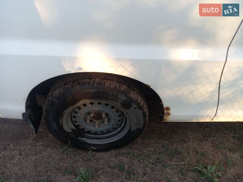 Минивэн Hyundai H-1 2005 в Харькове фото 4 Минивэн Hyundai H-1 2005 в Харькове