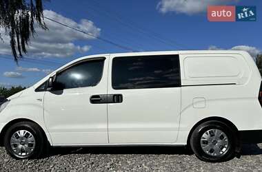 Грузопассажирский фургон Hyundai H-1 2011 в 