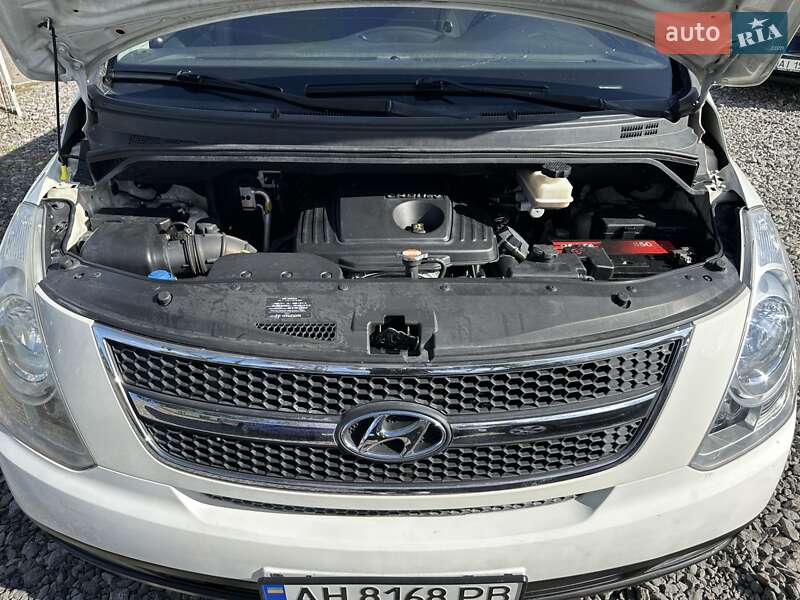 Грузопассажирский фургон Hyundai H-1 2011 в Смеле