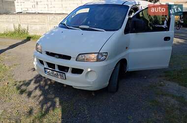 Грузопассажирский фургон Hyundai H-1 2000 в Луцке