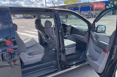 Минивэн Hyundai H-1 2010 в 