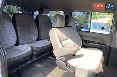 Минивэн Hyundai H-1 2006 в 