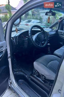 Мінівен Hyundai H-1 2007 в 