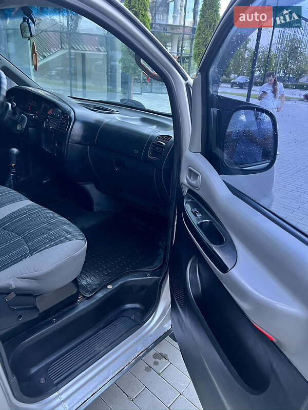 Минивэн Hyundai H-1 2007 в Ужгороде фото 17 Минивэн Hyundai H-1 2007 в Ужгороде