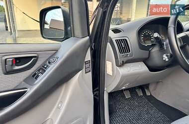 Минивэн Hyundai H-1 2011 в 