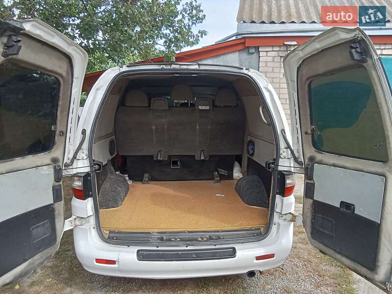 Минивэн Hyundai H-1 2005 в Умани