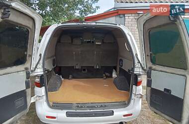 Минивэн Hyundai H-1 2005 в 