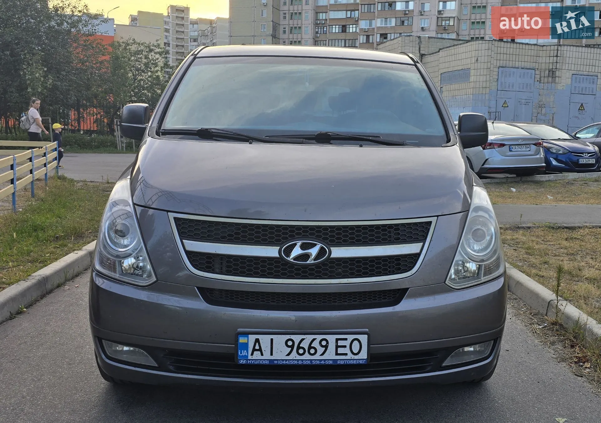 2010 Hyundai Starex (H-1) - мініатюра 5