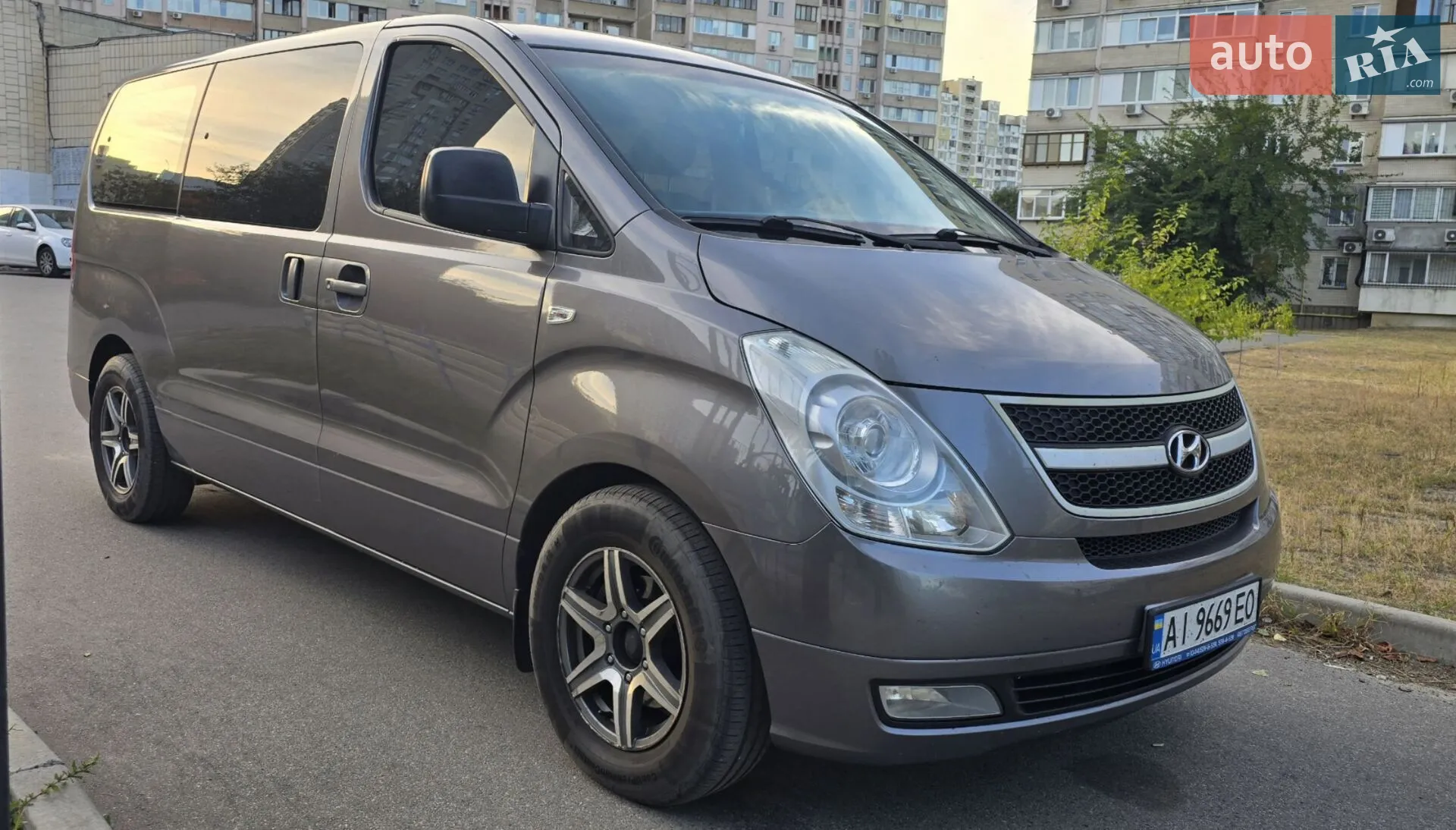 2010 Hyundai Starex (H-1) - мініатюра 10