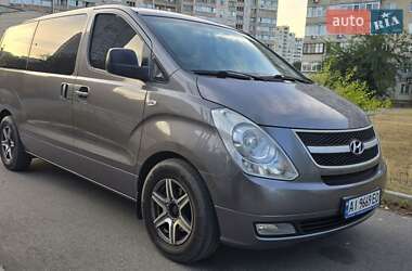 Минивэн Hyundai H-1 2010 в 
