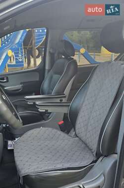 Минивэн Hyundai H-1 2010 в 