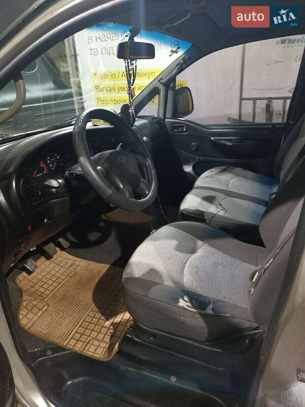 Минивэн Hyundai H-1 2001 в Ивано-Франковске фото 2 Минивэн Hyundai H-1 2001 в Ивано-Франковске