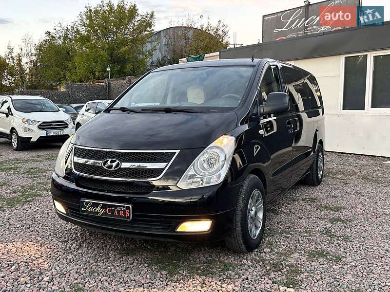 Hyundai H-1 2012