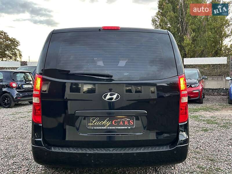 Минивэн Hyundai H-1 2012 в Одессе