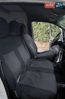 Грузовой фургон Hyundai H-1 2005 в 