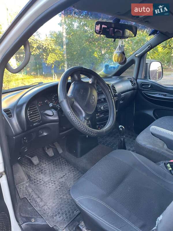 Минивэн Hyundai H-1 2000 в Подольске фото 10 Минивэн Hyundai H-1 2000 в Подольске