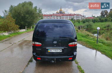 Минивэн Hyundai H-1 2005 в 