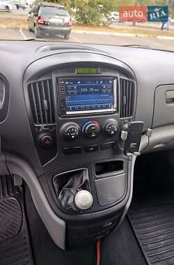 Минивэн Hyundai H-1 2008 в 
