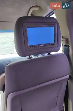 Минивэн Hyundai H-1 2012 в 