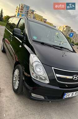 Минивэн Hyundai H-1 2012 в 