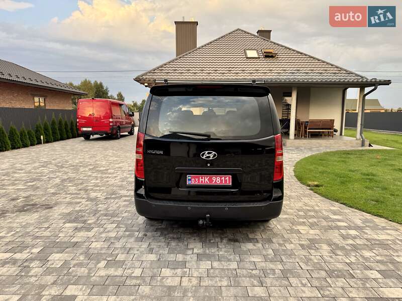 Мінівен Hyundai H-1 2011 в Ковелі