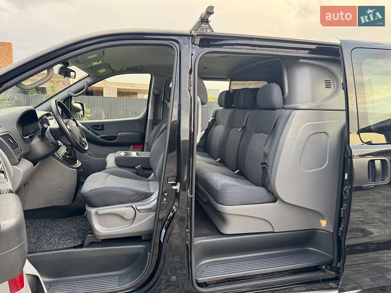 Мінівен Hyundai H-1 2011 в Ковелі
