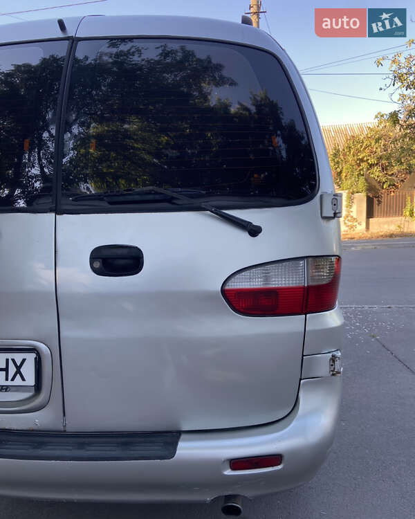 Мінівен Hyundai H-1 2002 в Одесі