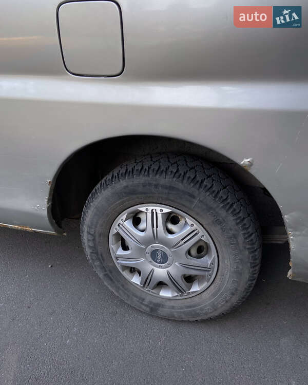 Мінівен Hyundai H-1 2002 в Одесі