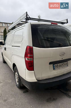 Вантажний фургон Hyundai H-1 2010 в 